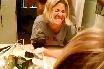 قطع من الكتف وسوف تحميل افلام سكس عراقي تتدفق النهاية.